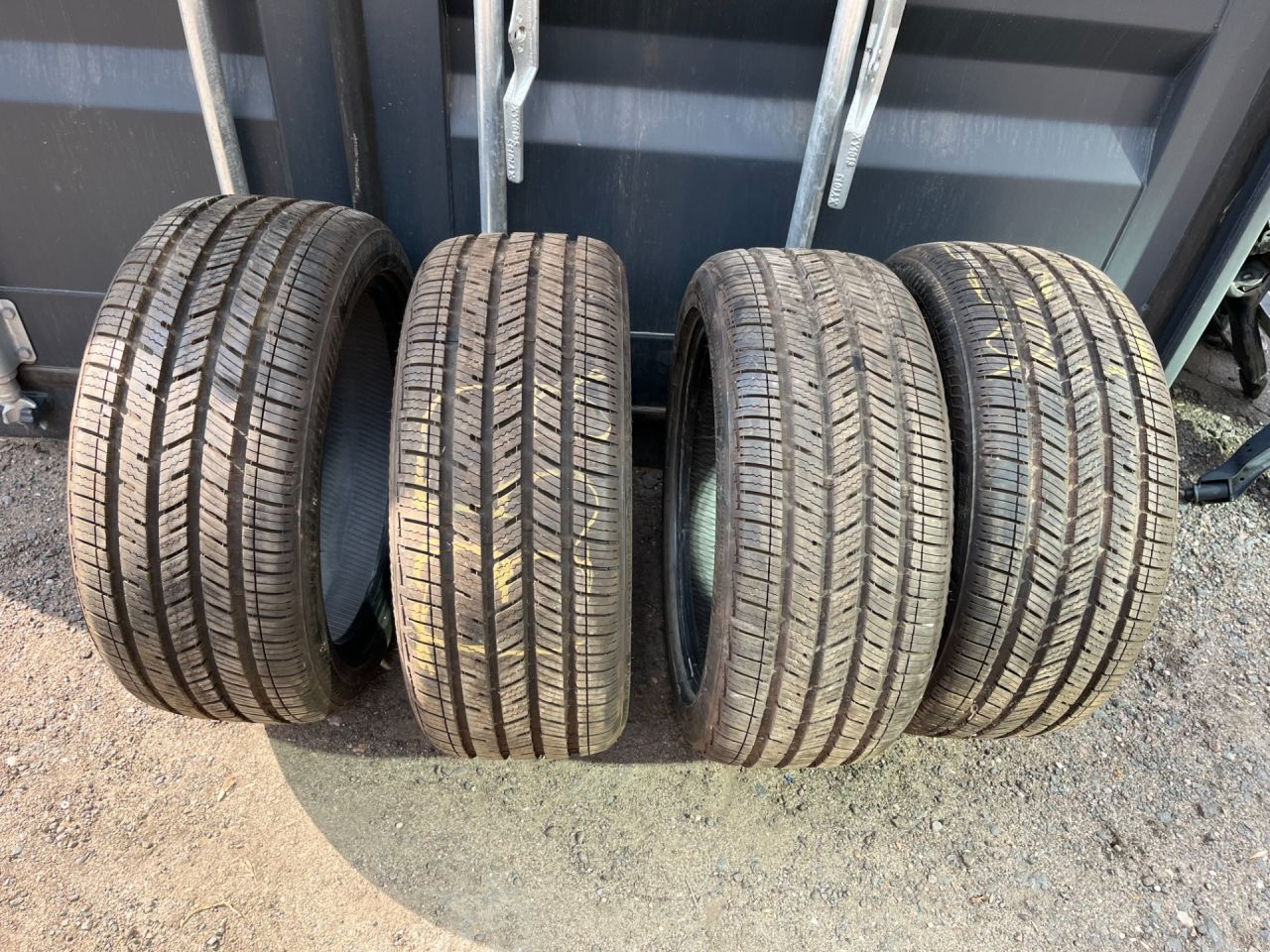 шина Mini Clubman 2 поколение (F54) F54 2017, 1.5 л., бензин, МКПП, c2b, полный привод - фото №1