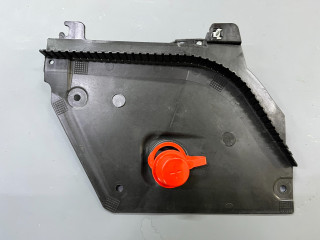 крышка аккумулятора Mini Cooper S 3 поколение [2-й рестайлинг] F56 2023, 2.0 л., бензин, робот, c3b, хетчбэк 3 дв., 51717317737, 7317737