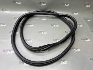 уплотнитель двери Mini Countryman 2 поколение 2017, бензин, АКПП, a94, передний привод, 51727475754, 7475754