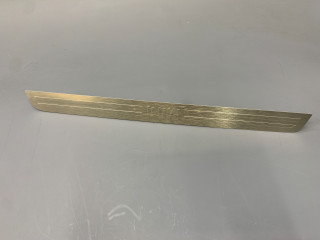 накладка на порог внутренняя Mini Countryman 2 поколение F60 2017, 1.5 л., B36 A15 A, бензин, АКПП, c2m, хетчбэк 5 дв., передний привод, 51777389348, 7389348