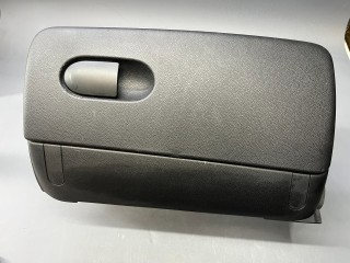 вещевой ящик центральной консоли Mini Cooper S 3 поколение F55 2016, 2.0 л., B46 A20 A, бензин, АКПП, b49, хетчбэк 5 дв., передний привод, 51169262362, 9262362