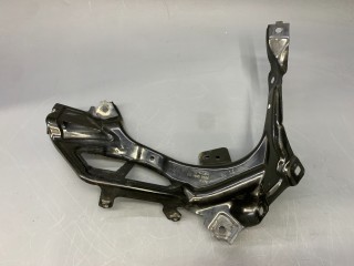 крепление фары правой Mini Cooper 3 поколение F56 2015, 1.5 л., бензин, АКПП, b22, передний привод, 51647301600, 7301600