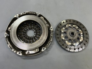 комплект сцепления Mini Cooper 3 поколение F55 2016, 1.5 л., бензин, МКПП, 850, хетчбэк 5 дв., передний привод, 21208631867, 8631867, 21208676275, 8676275