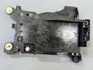 полка аккумулятора Mini Cooper S 3 поколение [2-й рестайлинг] F56 2023, 2.0 л., бензин, робот, c3b, хетчбэк 3 дв., 61219386604, 9386604