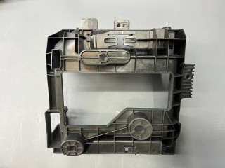 кронштейн (крепление) Mini Clubman 2 поколение [рестайлинг] 2023, 2.0 л., бензин, АКПП, 851, полный привод, 61146843881, 6843881