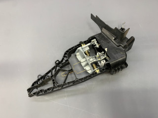 скелет ручки двери передней левой Mini Countryman 2 поколение F60 2017, 1.5 л., B36 A15 A, бензин, АКПП, c2m, хетчбэк 5 дв., передний привод, 51217296457, 7296457