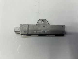 антенна Mini Countryman 2 поколение F60 2017, 1.5 л., B36 A15 A, бензин, АКПП, c2m, хетчбэк 5 дв., передний привод, 65209220832, 9220832