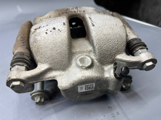 суппорт передний правый Mini Cooper S 3 поколение [2-й рестайлинг] F56 2023, 2.0 л., бензин, робот, c3b, хетчбэк 3 дв., 34116860266, 6860266, 34116869108, 6869108