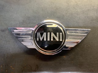 эмблема Mini Countryman 2 поколение (2016 - 2020), 51147388073, 7388073
