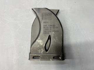 воздуховод печки Mini Cooper S 3 поколение F55 2016, 2.0 л., B46 A20 A, бензин, АКПП, b49, хетчбэк 5 дв., передний привод, 51477298807, 7298807