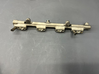 топливная рампа Mini Cooper S 3 поколение [2-й рестайлинг] F56 2023, 2.0 л., бензин, робот, c3b, хетчбэк 3 дв., 13538665633, 8665633