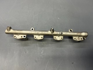 топливная рампа Mini Clubman 2 поколение [рестайлинг] 2023, 2.0 л., бензин, АКПП, 851, полный привод, 13538665633, 8665633