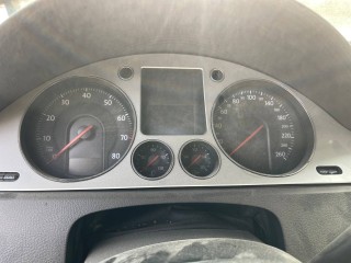 щиток приборов (приборная панель) Volkswagen Passat B6 2008, 1.8 л., BZB, бензин, МКПП, черный, седан, передний привод