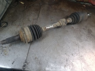 полуось передняя левая (приводной вал, ШРУС) Mazda 6 1 поколение [рестайлинг] (2005 - 2008), 2.0 л., бензин, МКПП, лифтбэк, правый руль