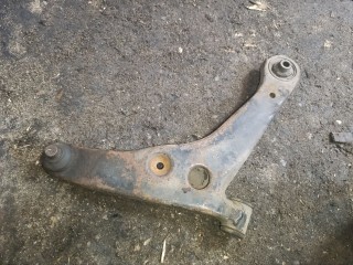 рычаг передний правый Mitsubishi Lancer 9 поколение (2003 - 2010)