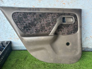 обшивка двери задняя левая Nissan Primera P11 1997, 1.6 л., GA16i, бензин, МКПП, седан