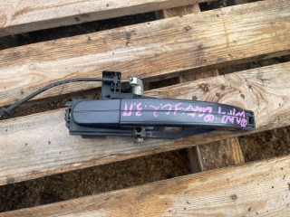 ручка наружная задняя правая Ford Focus 2 поколение 2007, 1.6 л., HWDB, бензин, МКПП, седан