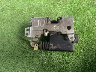 замок двери передней правой Renault Logan 1 поколение (2004 - 2009), 8200213917