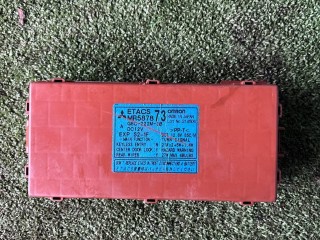 блок комфорта Mitsubishi Lancer 9 поколение (2003 - 2010), MR587873