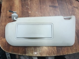 козырек солнцезащитный Mazda 6 GG (2002 - 2005), 0.8 л., бензин, МКПП