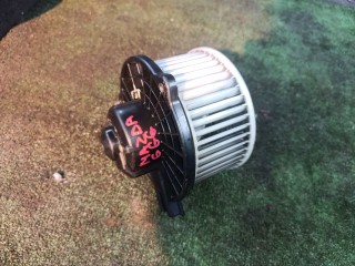 моторчик печки Mazda 6 GG (2002 - 2005), 0.8 л., бензин, МКПП, GJ6BA02