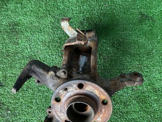 кулак поворотный левый Skoda Fabia 1 поколение [рестайлинг] 2007, 1.2 л., AZQ, бензин, МКПП, универсал