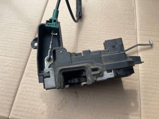 замок двери передней правой Opel Astra H (2004 - 2007), 1.8 л., Z 18 XER, бензин, МКПП