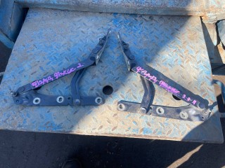 петля крышки багажника Ford Focus 2 поколение 2007, 1.6 л., HWDB, бензин, МКПП, седан, YS41F42701CC, YS41F42700CC