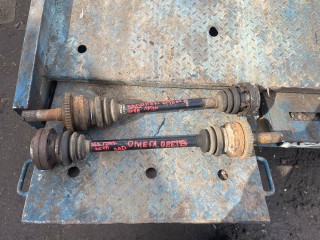 полуось задняя (приводной вал, ШРУС) Opel Omega B (1994 - 1999), 2.0 л., X 20 XEV, бензин, АКПП, универсал