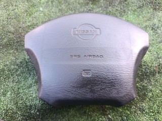 подушка безопасности водителя Nissan Primera P11 1997, 1.6 л., GA16i, бензин, МКПП, седан