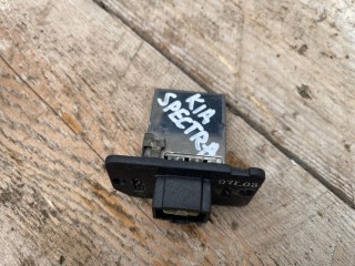 сопротивление печки Kia Spectra 1 поколение (2000 - 2001)