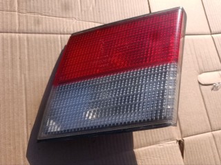 фонарь крышки багажника правый Nissan Primera P11 1997, 1.6 л., GA16i, бензин, МКПП, седан, 23180204