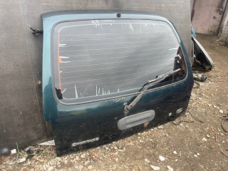 крышка багажника (дверь 3-5) Kia Sportage 1 поколение 2004, 2.0 л., FE (16V), бензин, МКПП, внедорожник 5 дв.