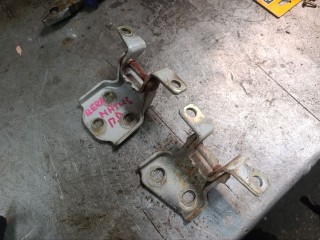 петля двери Daewoo Matiz M150 [рестайлинг] (2000 - 2016), 0.8 л., бензин, МКПП