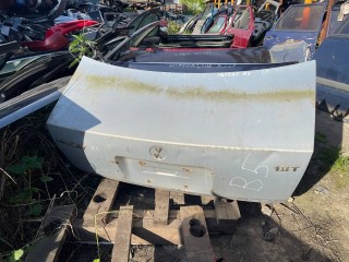 крышка багажника (дверь 3-5) Volkswagen Passat B5 (1996 - 2001), 1.8 л., бензин, МКПП, универсал