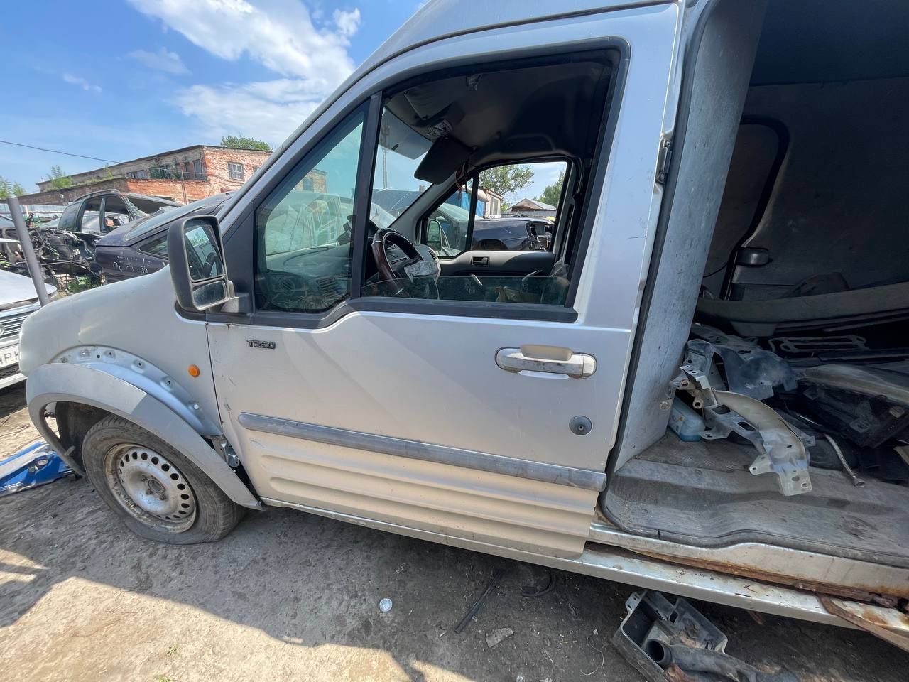 дверь передняя левая Ford Transit Connect 1 поколение TC7 2004, 1.8 л., HCPA, дизель, МКПП, фургон - фото №1