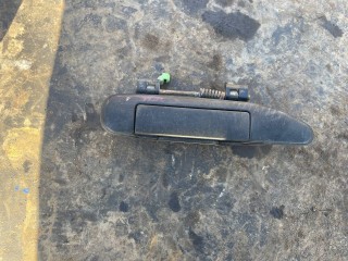 ручка наружная Nissan Primera P11 1997, 1.6 л., GA16i, бензин, МКПП, седан