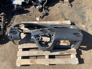панель передняя салона (торпедо) Ford Focus 1 поколение (1998 - 2001)