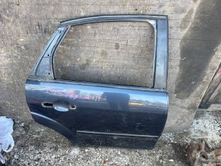дверь задняя правая Ford Focus 2 поколение 2007, 1.6 л., HWDB, бензин, МКПП, седан