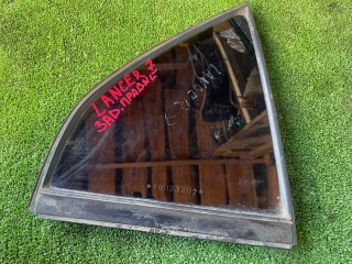 форточка задняя правая Mitsubishi Lancer 7 поколение CK1A 1997, 1.3 л., бензин, МКПП, седан