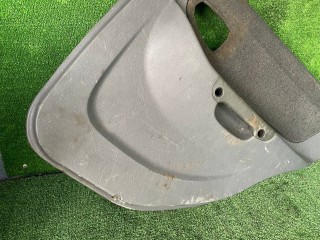обшивка двери задняя правая Hyundai Accent 2 поколение (LC) 2011, 1.5 л., бензин, МКПП, седан