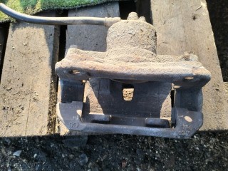 суппорт передний левый Hyundai i30 GD (2012 - 2015), АКПП