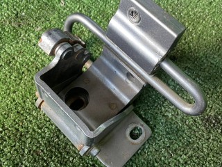 петля двери Audi A4 B7 (2004 - 2009), 2.0 л., BLB, дизель, вариатор, седан, правый руль