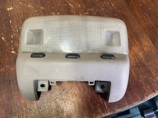 фонарь салона (плафон) Toyota Hiace H100 KZH106W (1989 - 2004), 3.0 л., 1KZ-T, дизель, АКПП, микроавтобус, правый руль