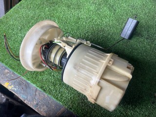 насос топливный Ford Focus 2 поколение 2007, 1.6 л., HWDB, бензин, МКПП, седан