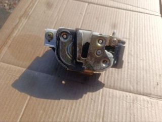 замок двери задней левой Mitsubishi Lancer 9 поколение (2003 - 2010)