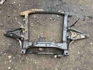 балка подвески передняя (подрамник) Renault Logan 1 поколение (2004 - 2009), 8200728864