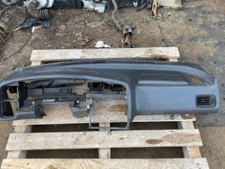 панель передняя салона (торпедо) Nissan Primera P11 1997, 1.6 л., GA16i, бензин, МКПП, седан