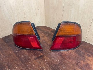фонари задние (комплект) Nissan Almera N15 [рестайлинг] N15 1999, 1.4 л., GA14DE, бензин, МКПП, хетчбэк 5 дв.