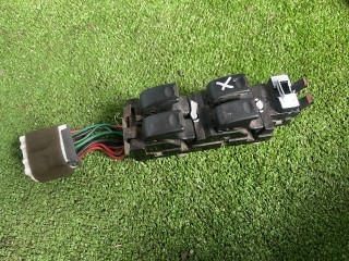 блок управления стеклоподъемниками Kia Sportage 1 поколение 2004, 2.0 л., FE (16V), бензин, МКПП, внедорожник 5 дв.